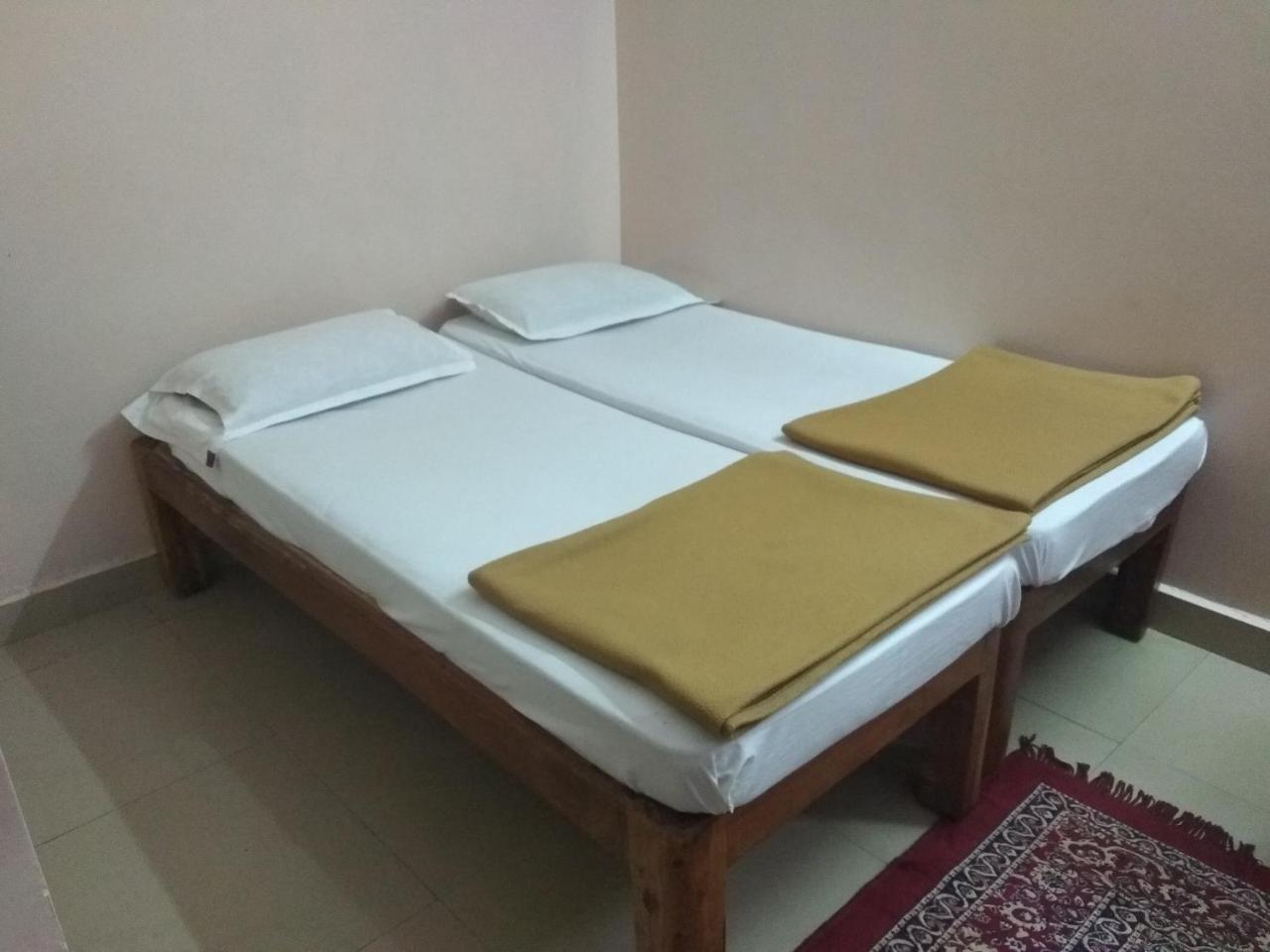 Apoorva Residency Hotel Bangalore Eksteriør billede